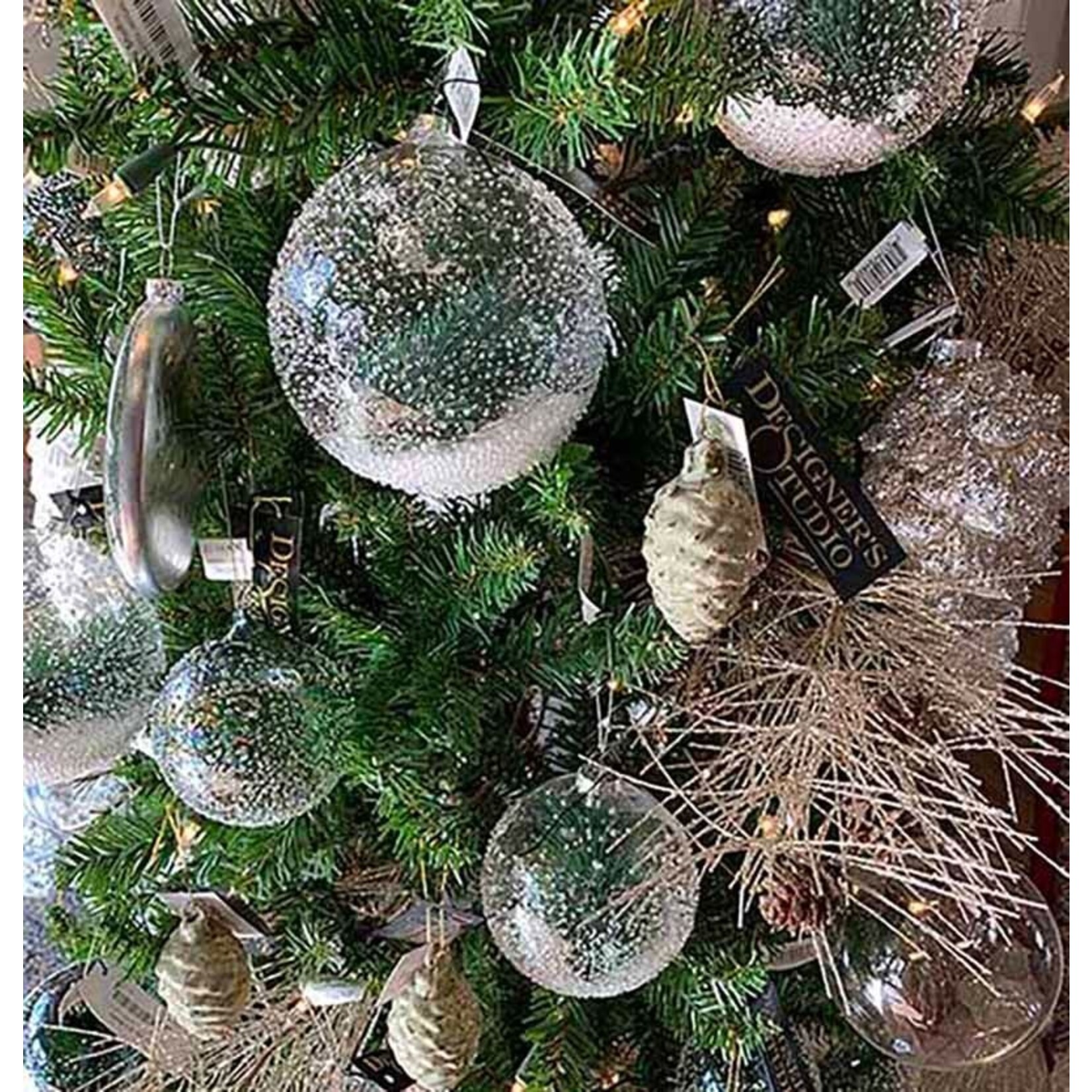 Zodax Round Ornament with Pine Needle 4"