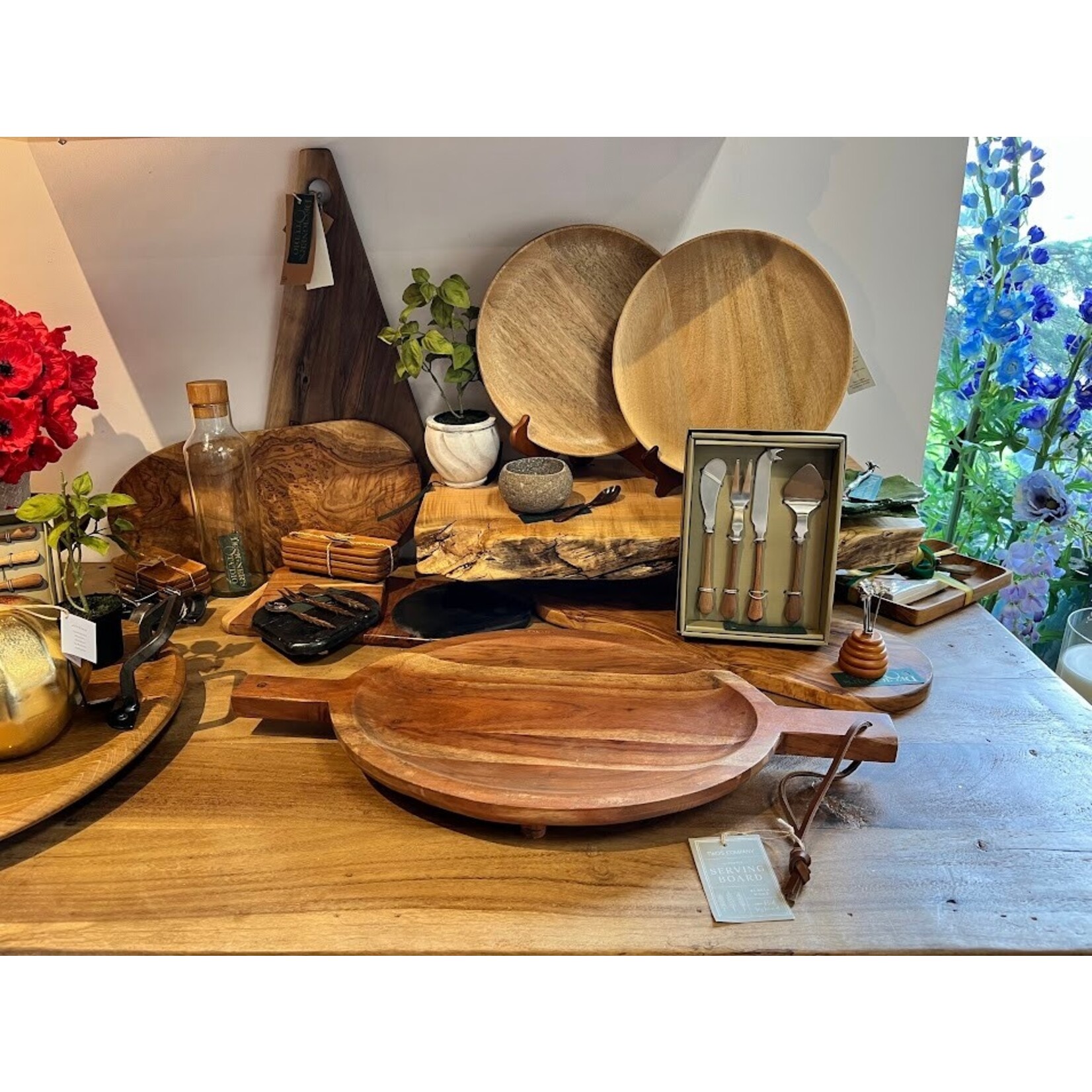 Two's Company Footed Serving Board
