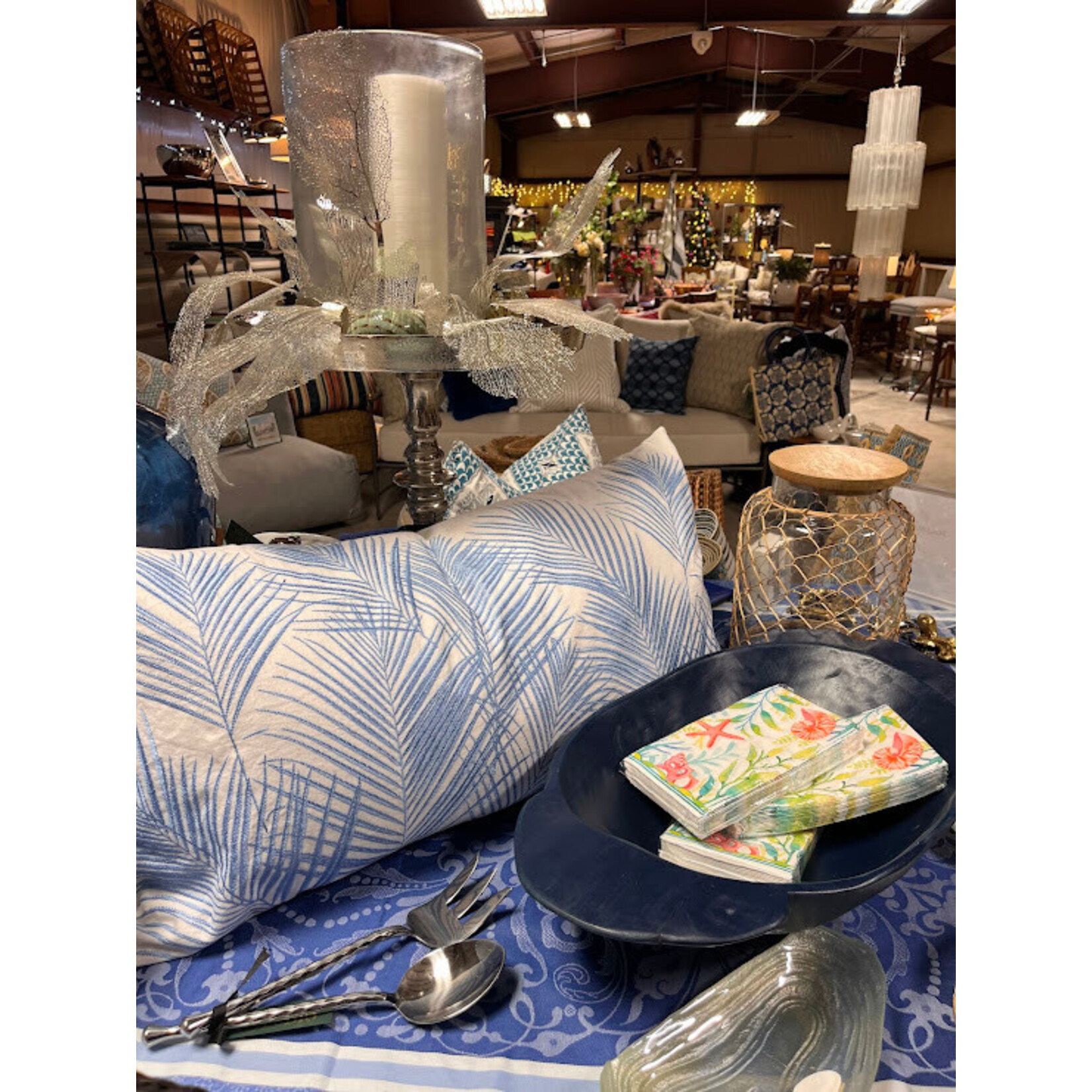 Mantra International Scalloped Salad Serving Set