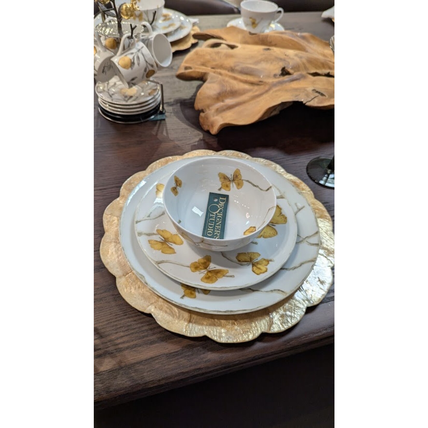Dekorasyon Gifts & Decor 13" Capiz Scalloped Plain Round Charger Smoke Gold