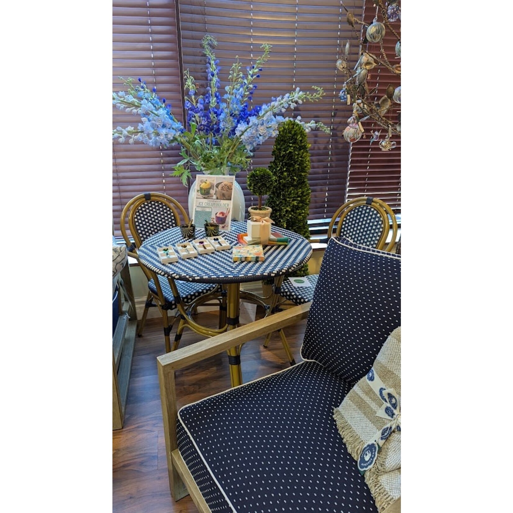 Safavien Rosen Navy & White French Bistro Patio Armchair