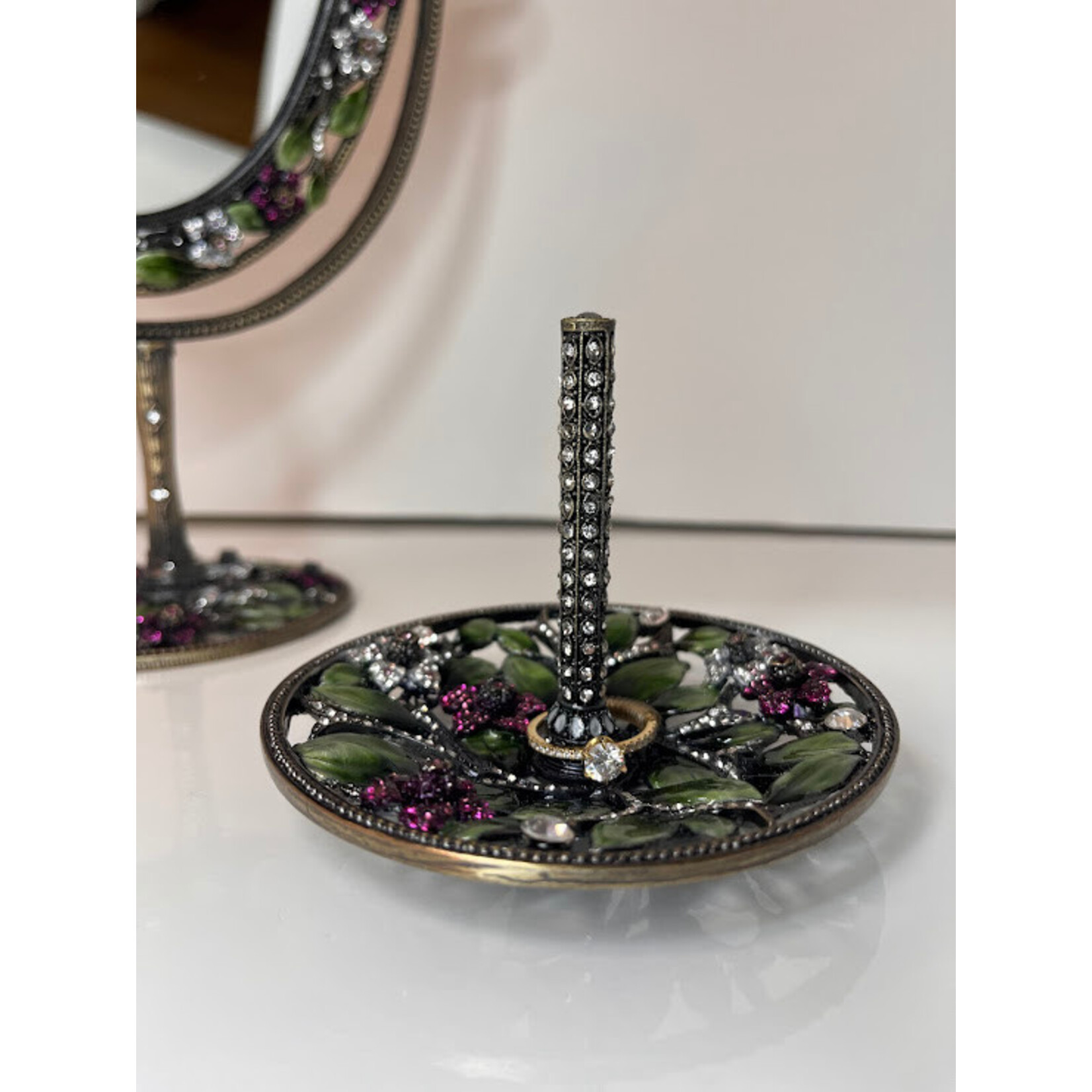Olivia Riegel Sophie Ring Holder
