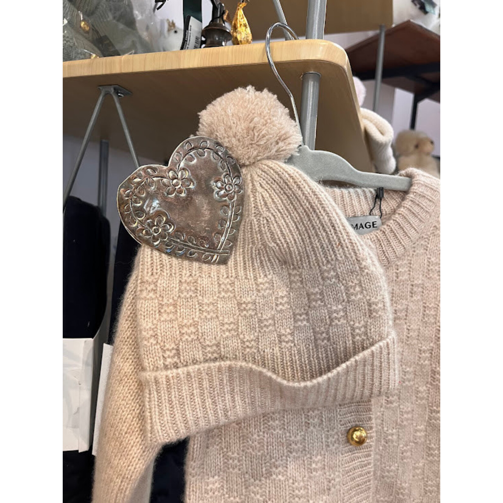 Chehoma Clip Heart With Flowers
