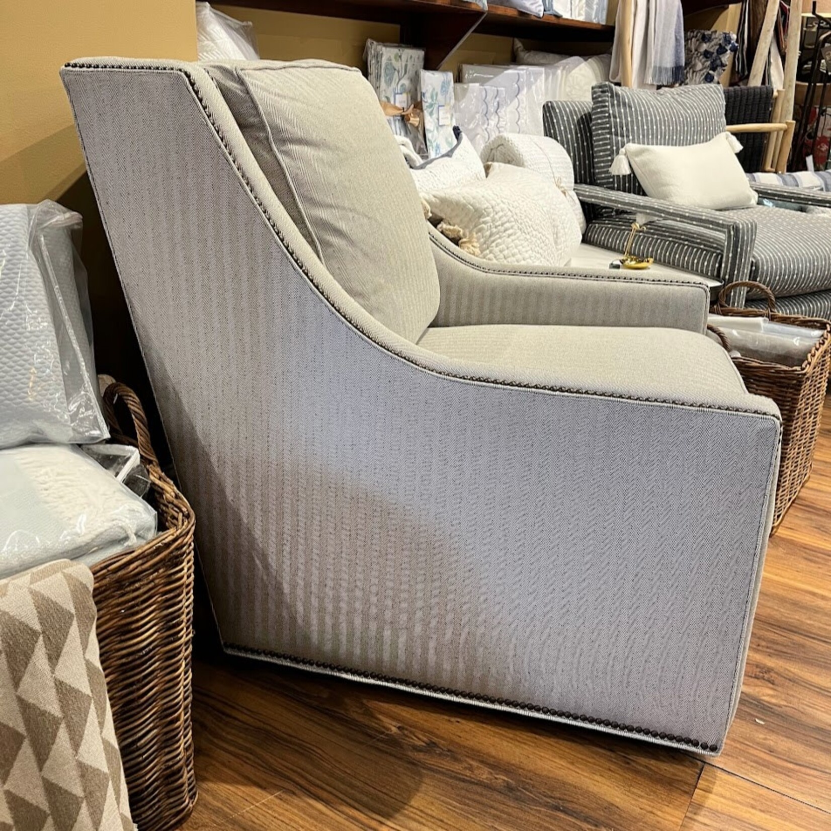 Taylor King Larsen Swivel Chair Lauren Herringbone