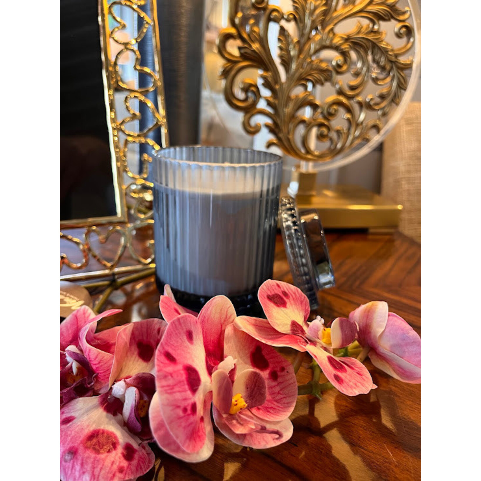 La Jolie Muse Amelie11 oz Candle