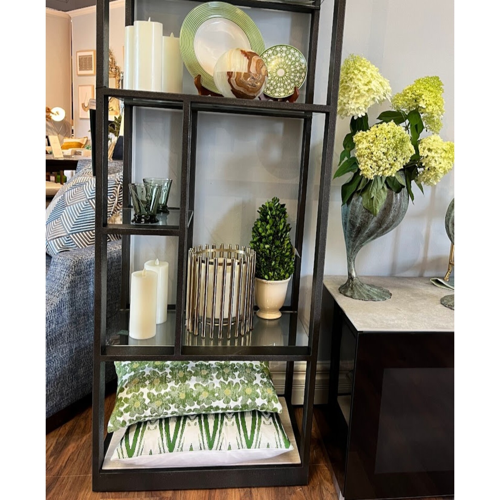 Tozai Hurricane Pillar Candleholder with Glass Liner - Small