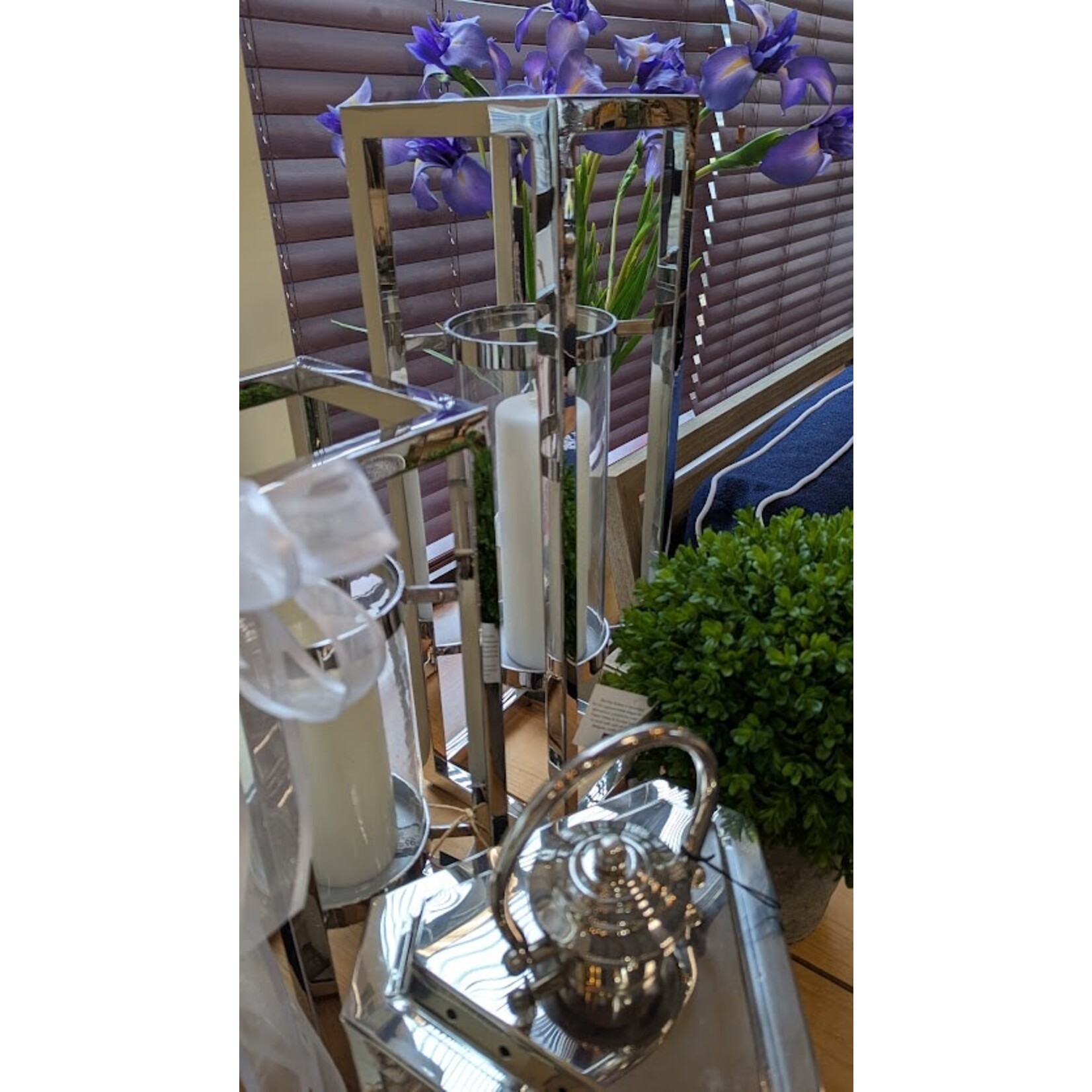 Point a la Ligne Very Large Pillar White Candle