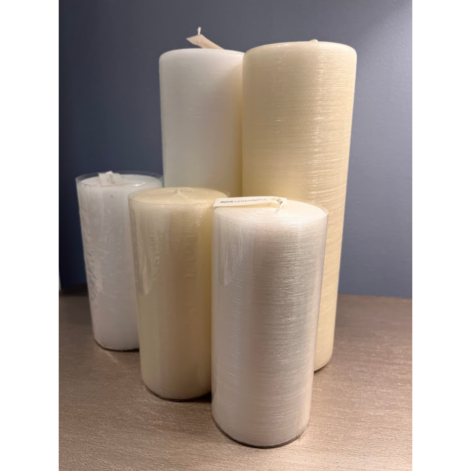 Point a la Ligne Very Large Pillar Linen Candle