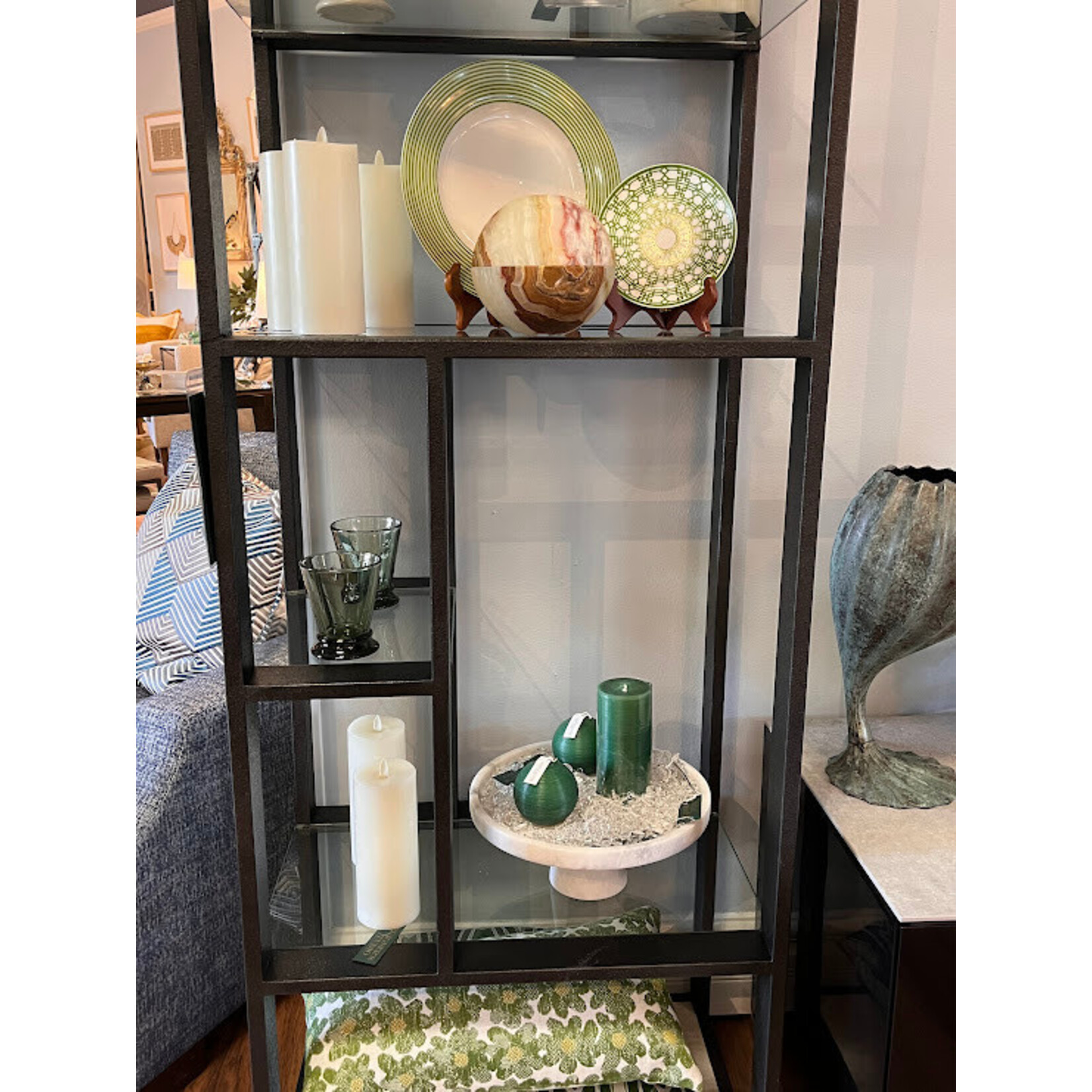 Point a la Ligne Large Pillar Green Candle
