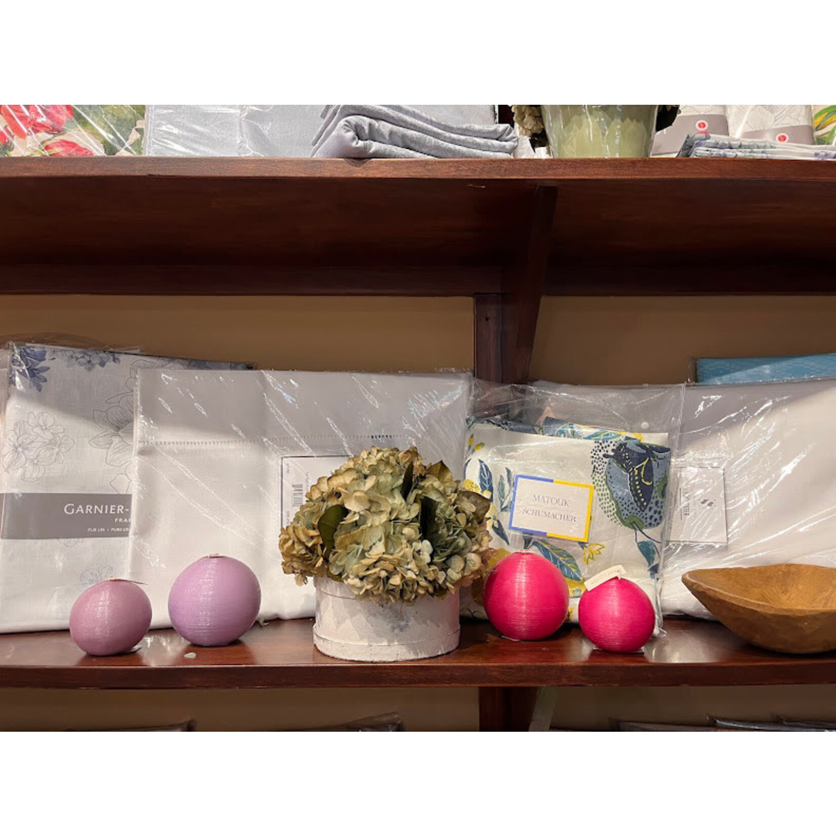 Point a la Ligne Sphere #3 Peony Candle