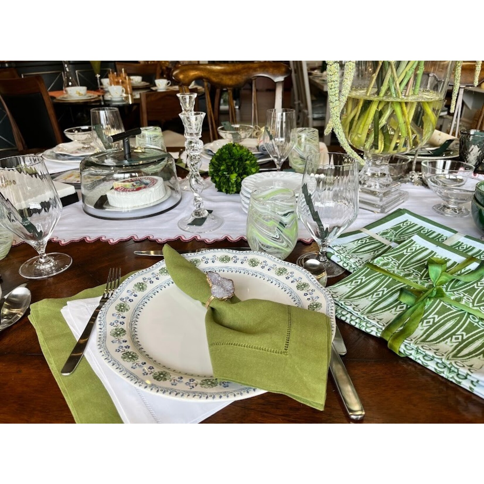 Saro Trading Company Hemstitched Border Kiwi Green Cloth Napkin