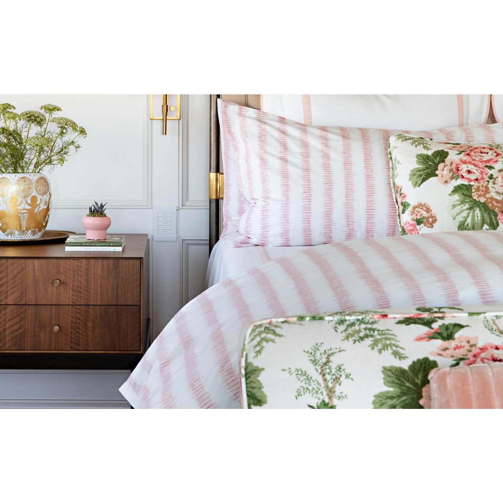 Matouk Attleboro Boudoir Sham Pink Coral 12x16