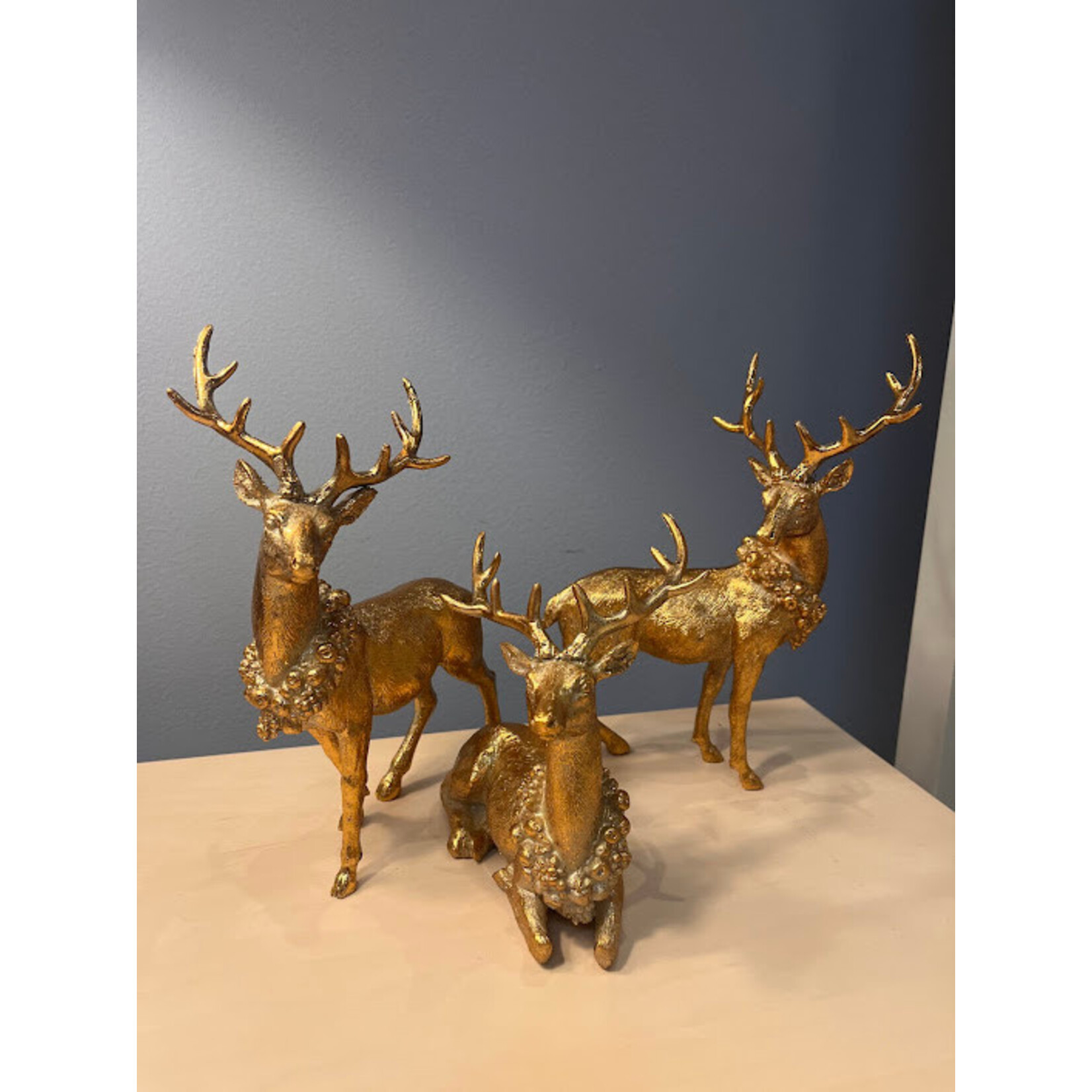 Zodax Assorted Deer with Ornament Wreath