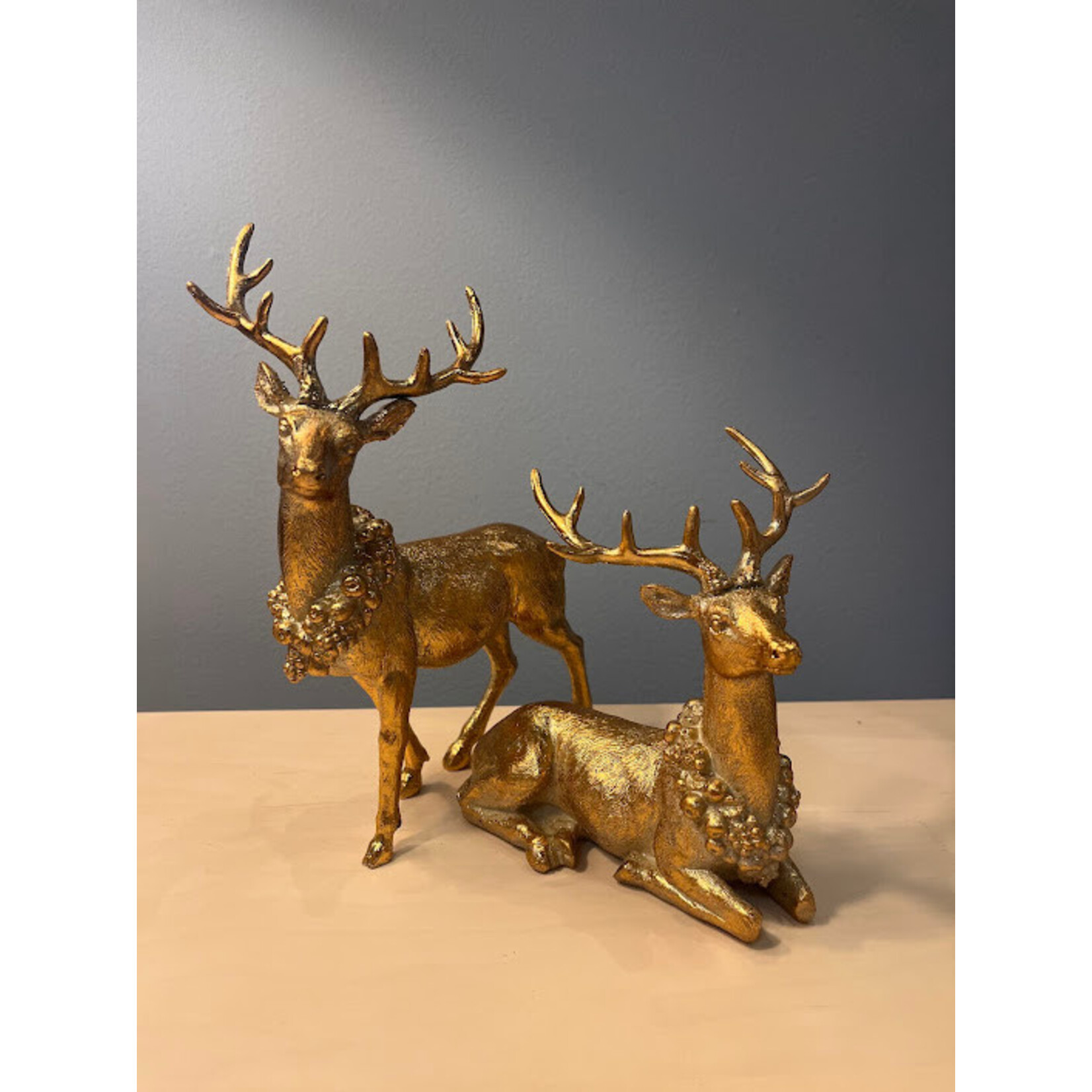 Zodax Assorted Deer with Ornament Wreath