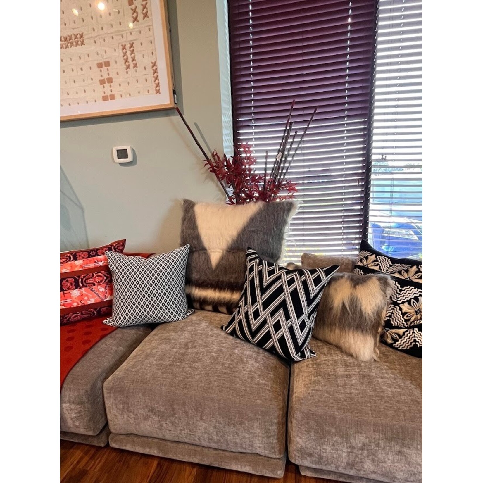 Mode Living Ombre 066  Down Pillow 22x22