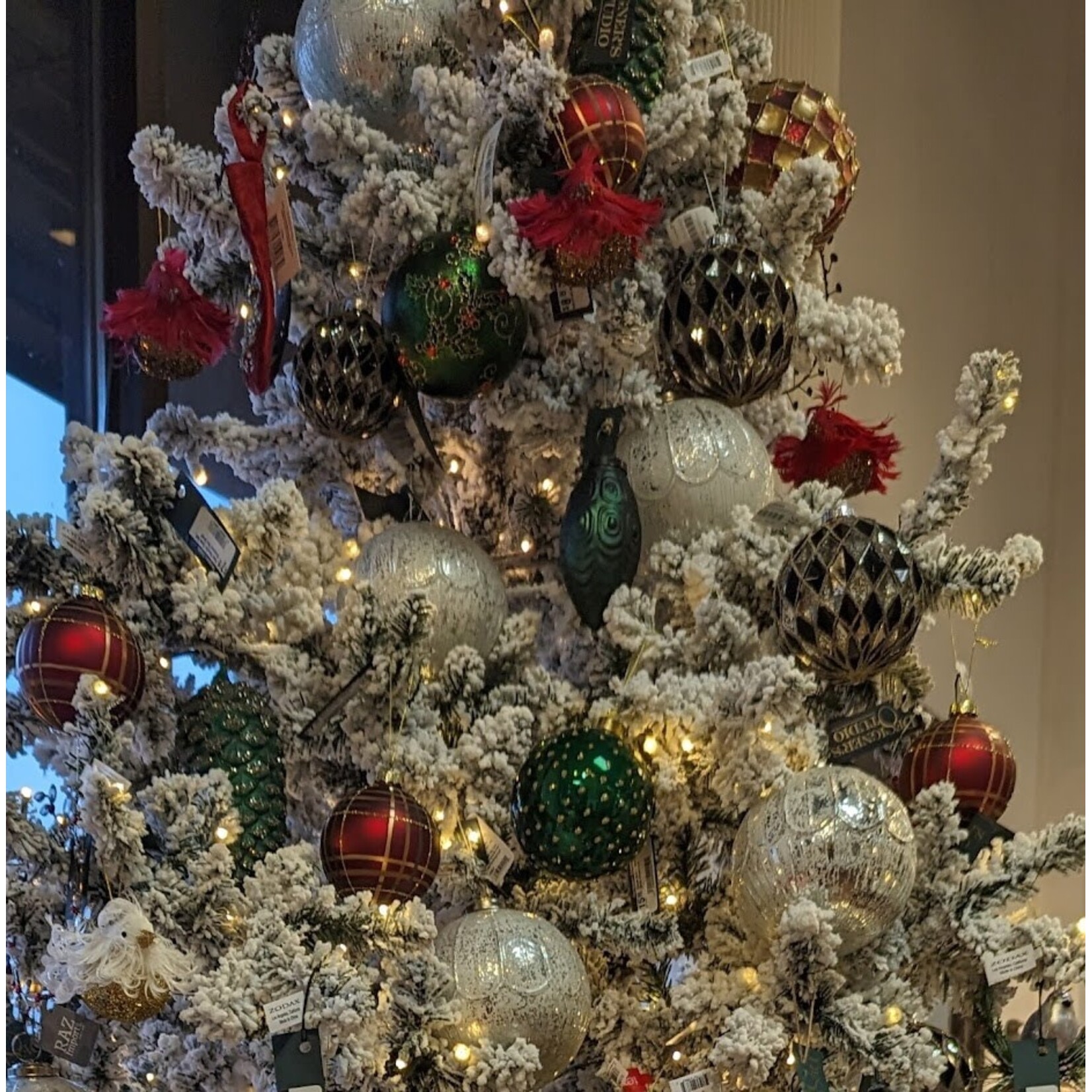 Shishi LLC Shiny Green Holly Deco Ornament