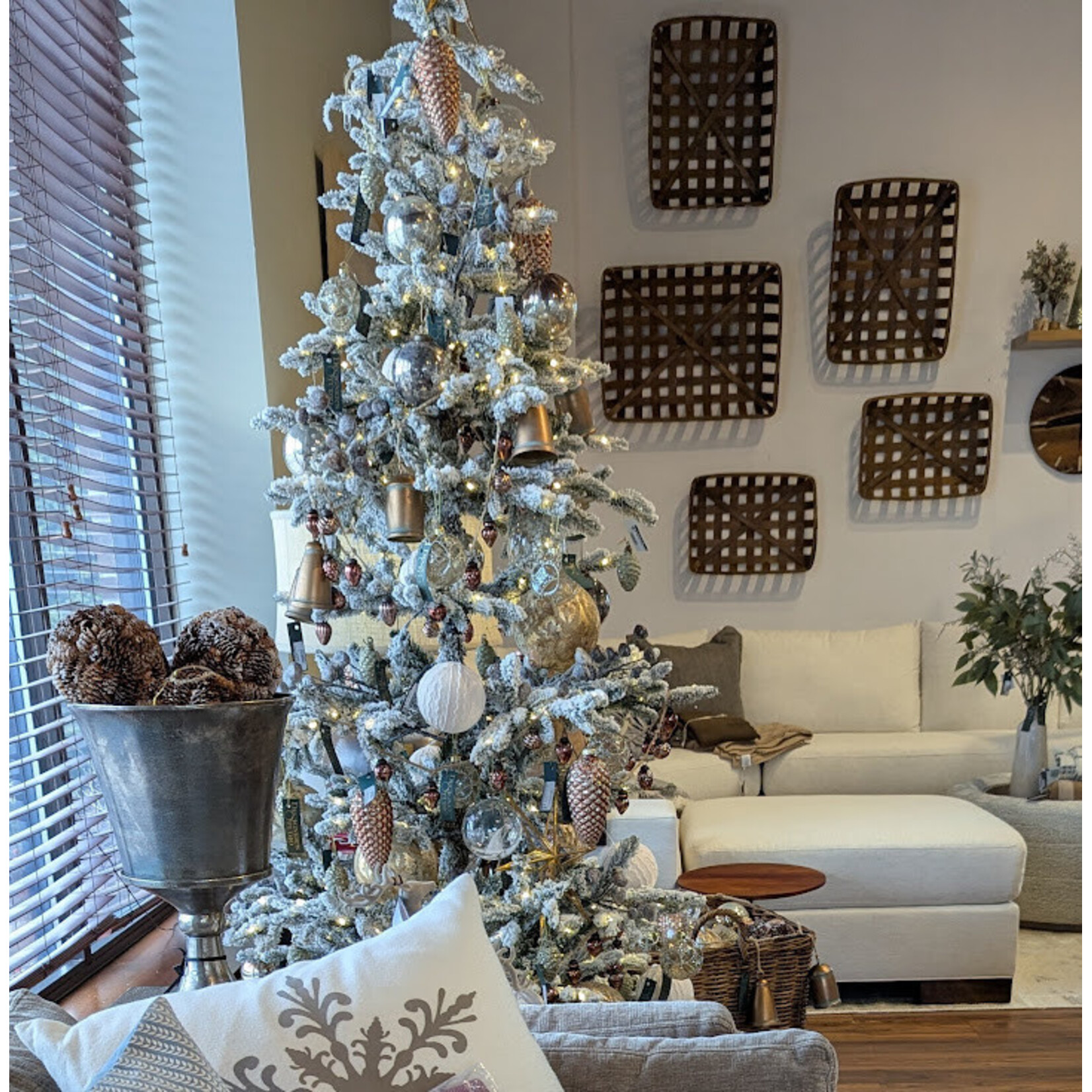 Winward Floral & Seasonal Decor Artificial Ling Black Pod Stem Spray 18"