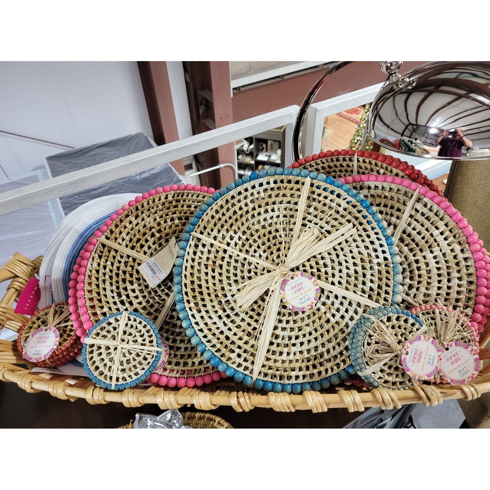 Two's Company Palma Rubia Pandan & Bead Set of 4 Placemats