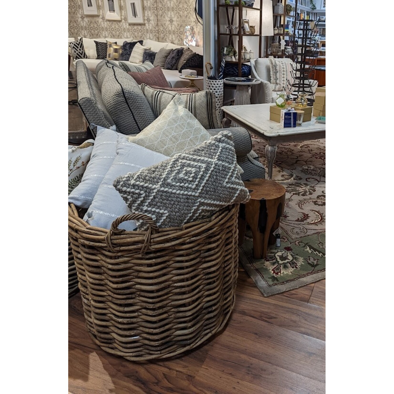 Bidk Home Large Rattan Round Basket with Handles