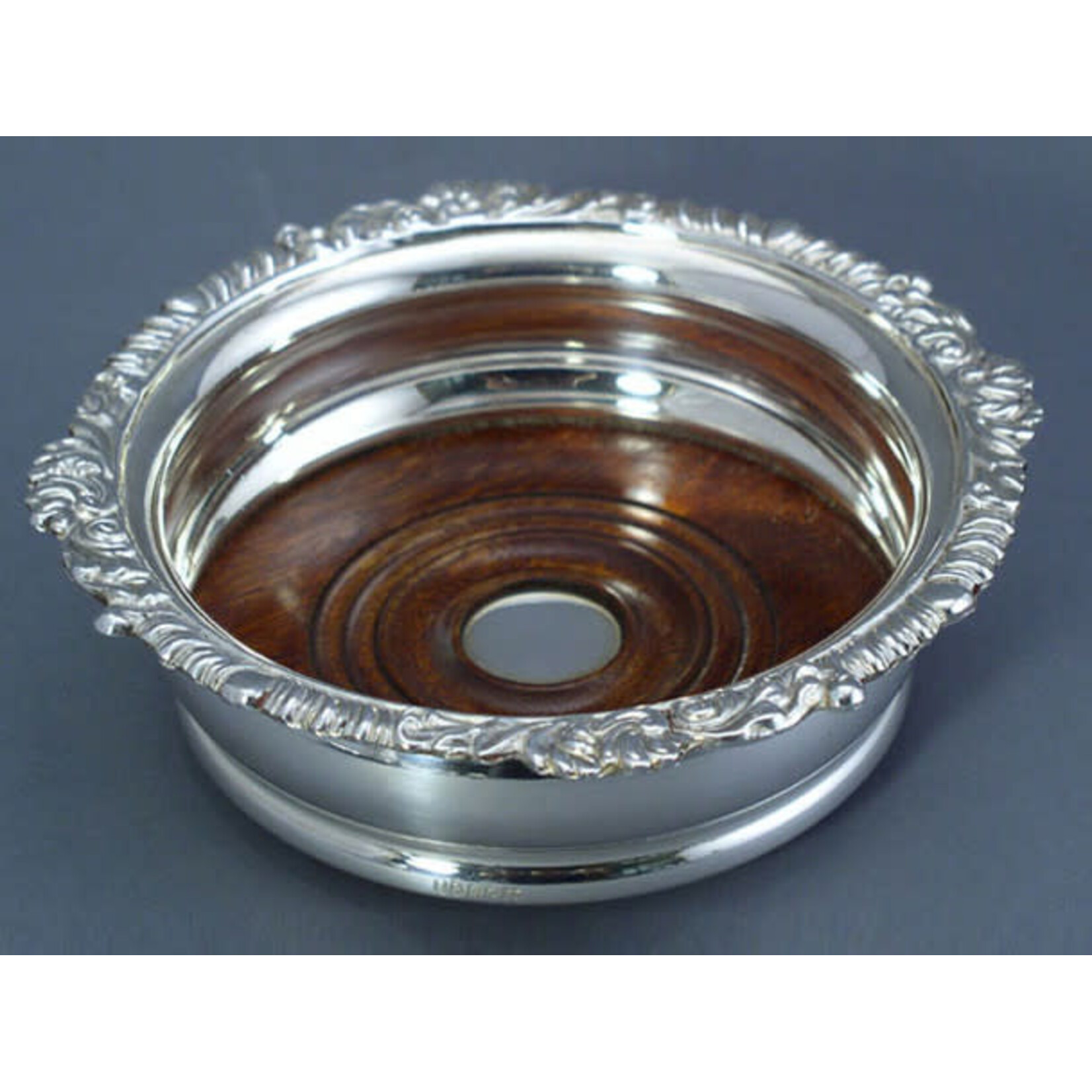 Corbell Silver Wine Coaster Shell & Gadroon with Center Disc English Silver Plate