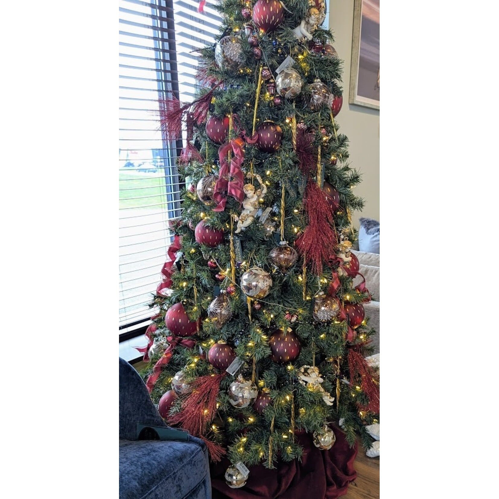 Texxture Carouge Red & Gold Glass Ornament Garland
