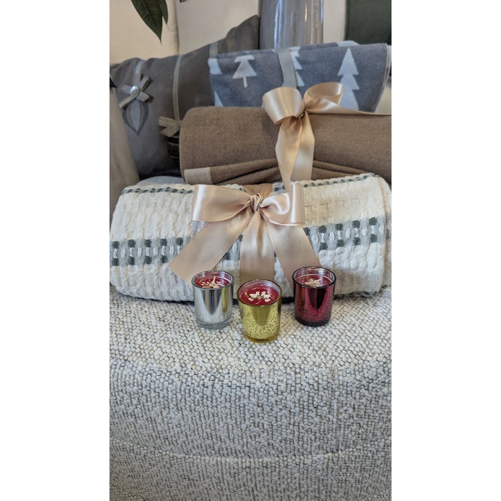 Fibre by Auskin Camel Hair Throw Blanket with Tan Trim