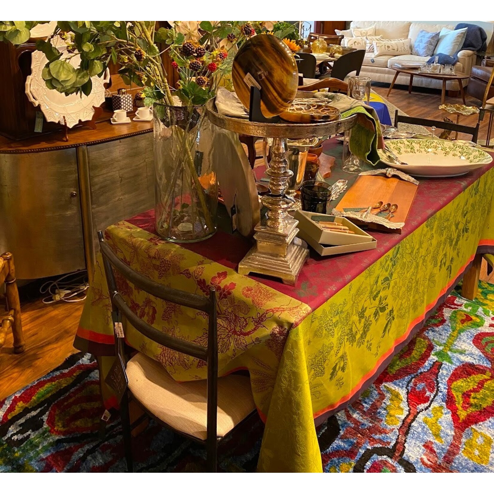 Napa Home and Garden Halston 18" Decorative Pedestal