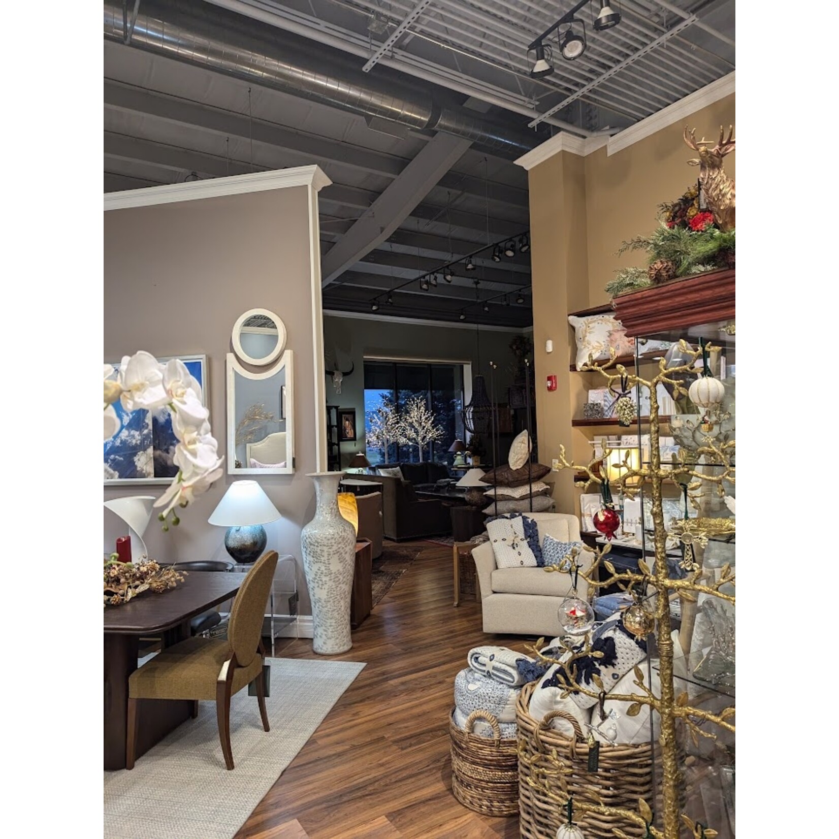 Two's Company Long Necked Mother of Pearl Vase