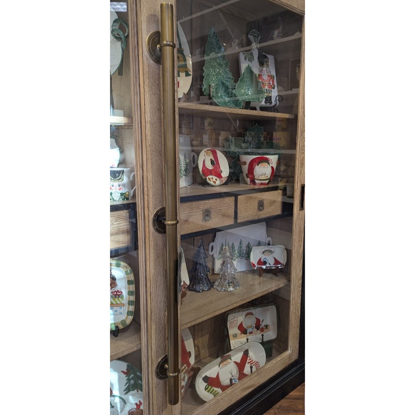 Vietri Old St. Nick Bread Server with Stockings