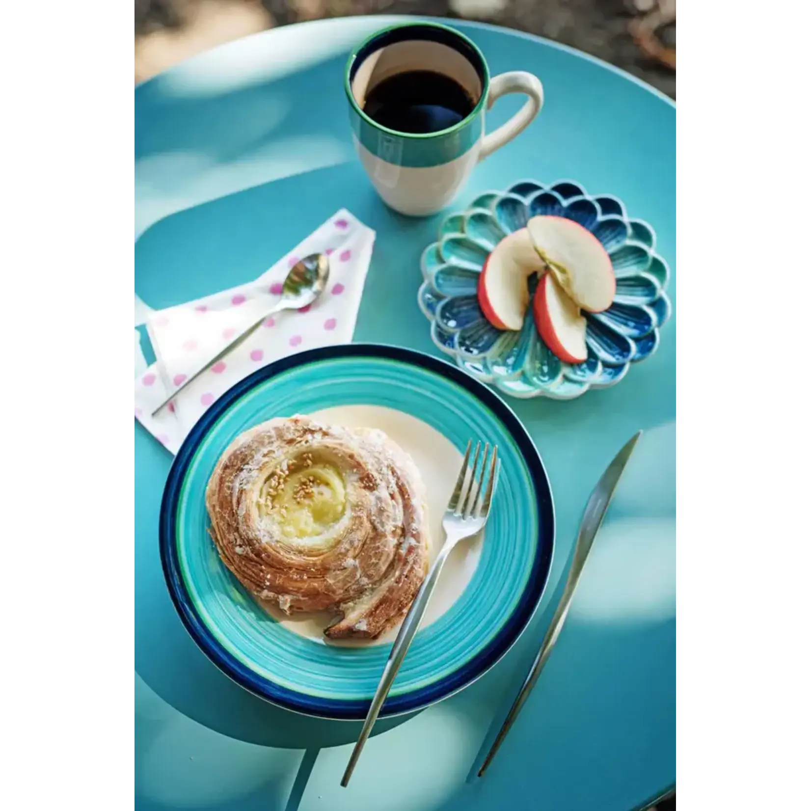 Vietri Lisbon Cobalt and Aqua Flower Cocktail Plate