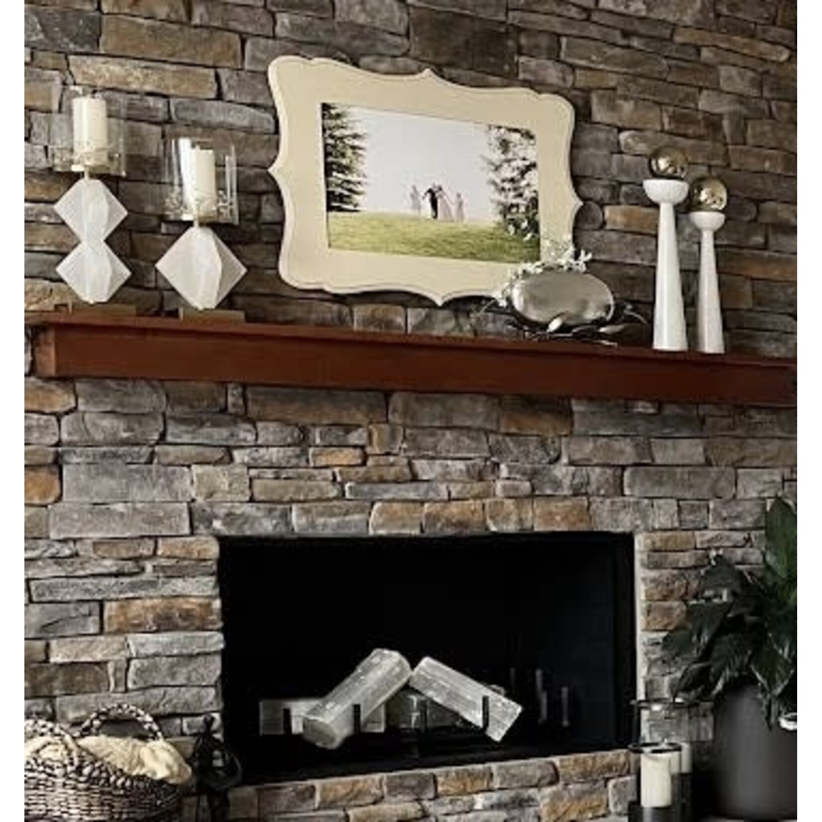 The John Richard Collection, LLC Single Alicia In Alabaster Candleholder