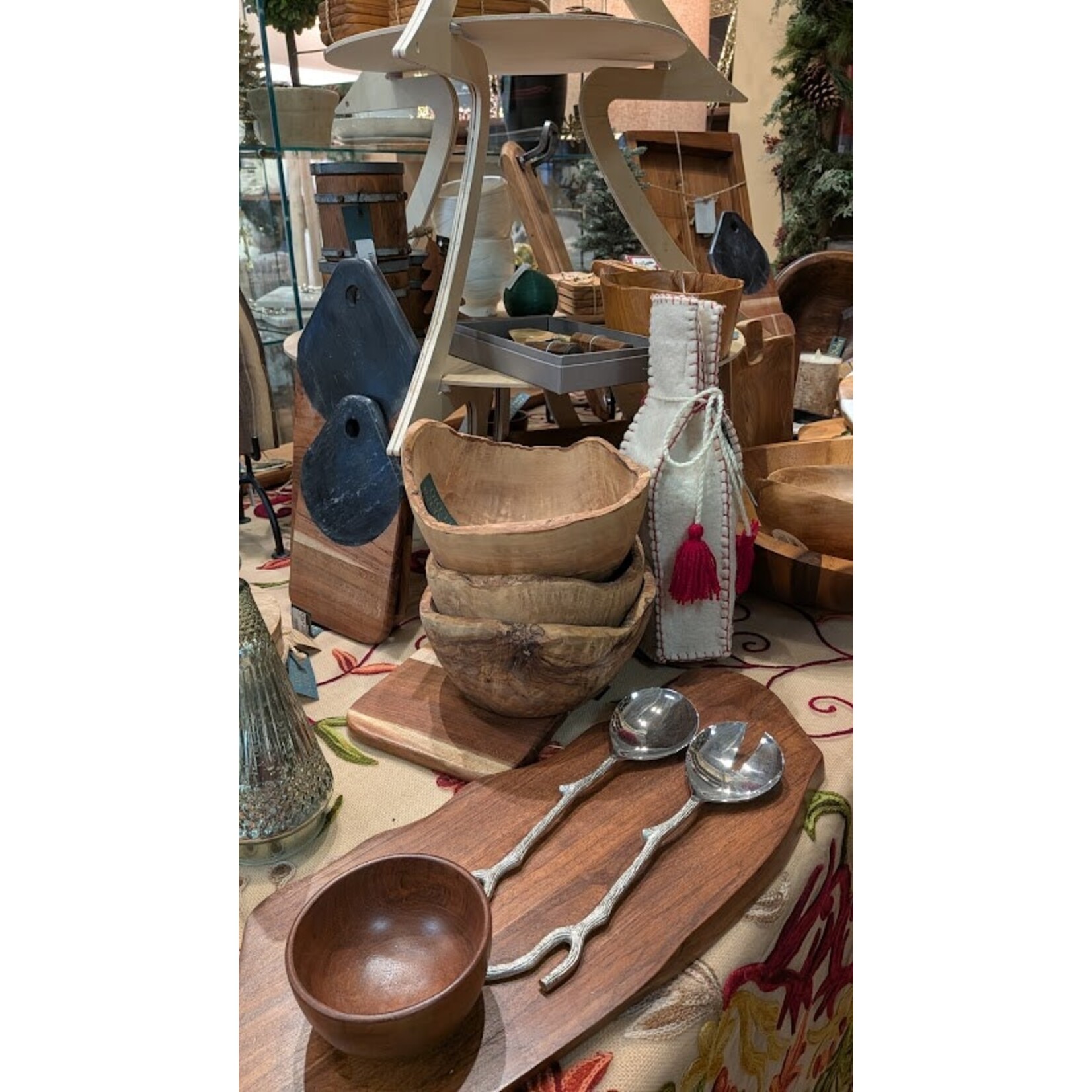 be Home Helena Black Marble Tab Board Large