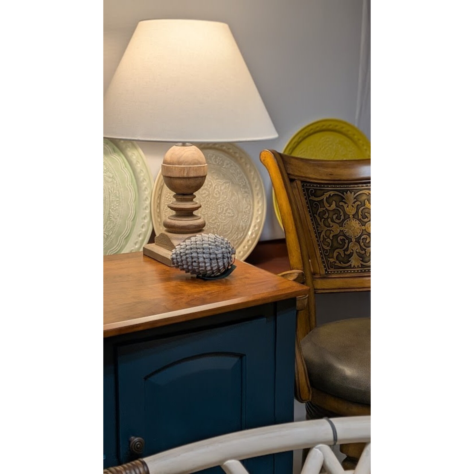 Visual Comfort Piaf Medium Lamp Blonde Cerused Oak