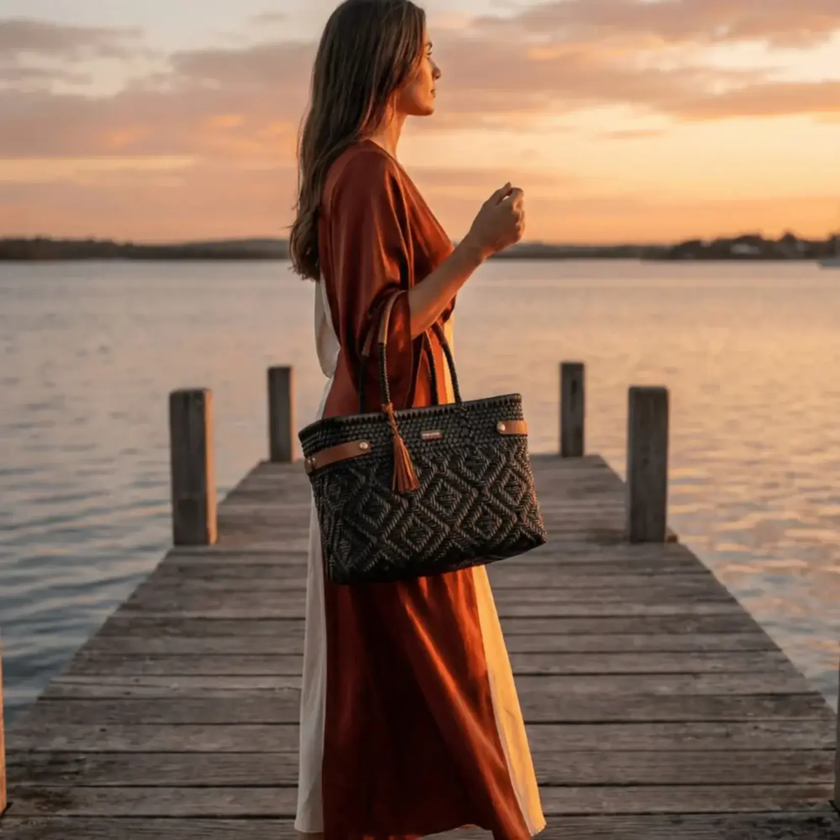Luzia Collection Basket Tote Braided Black Leather Cognac