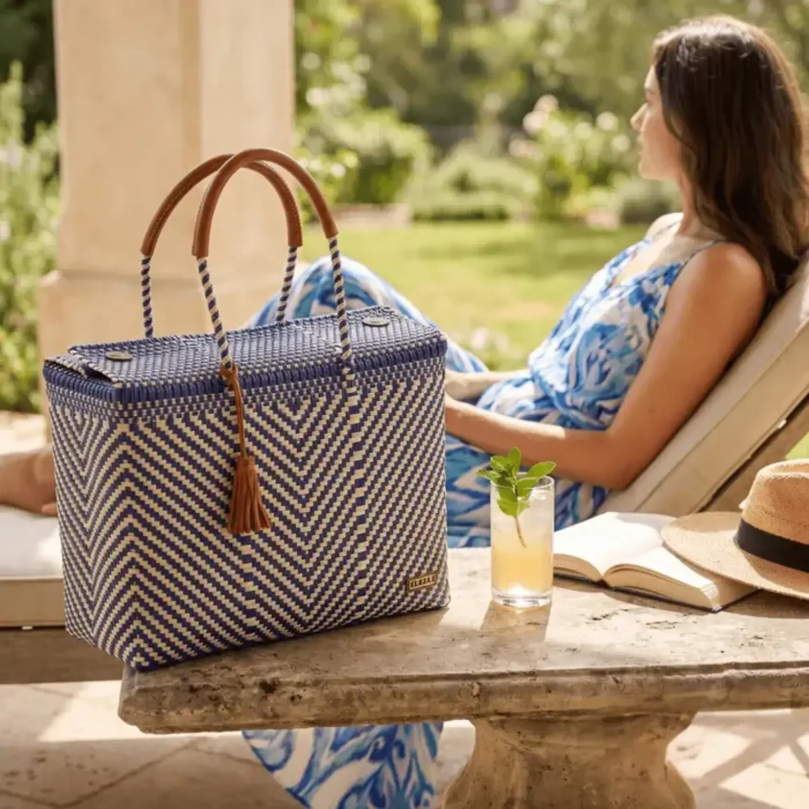 Luzia Collection Closed Basket Tote Arrow Navy Blue Beige