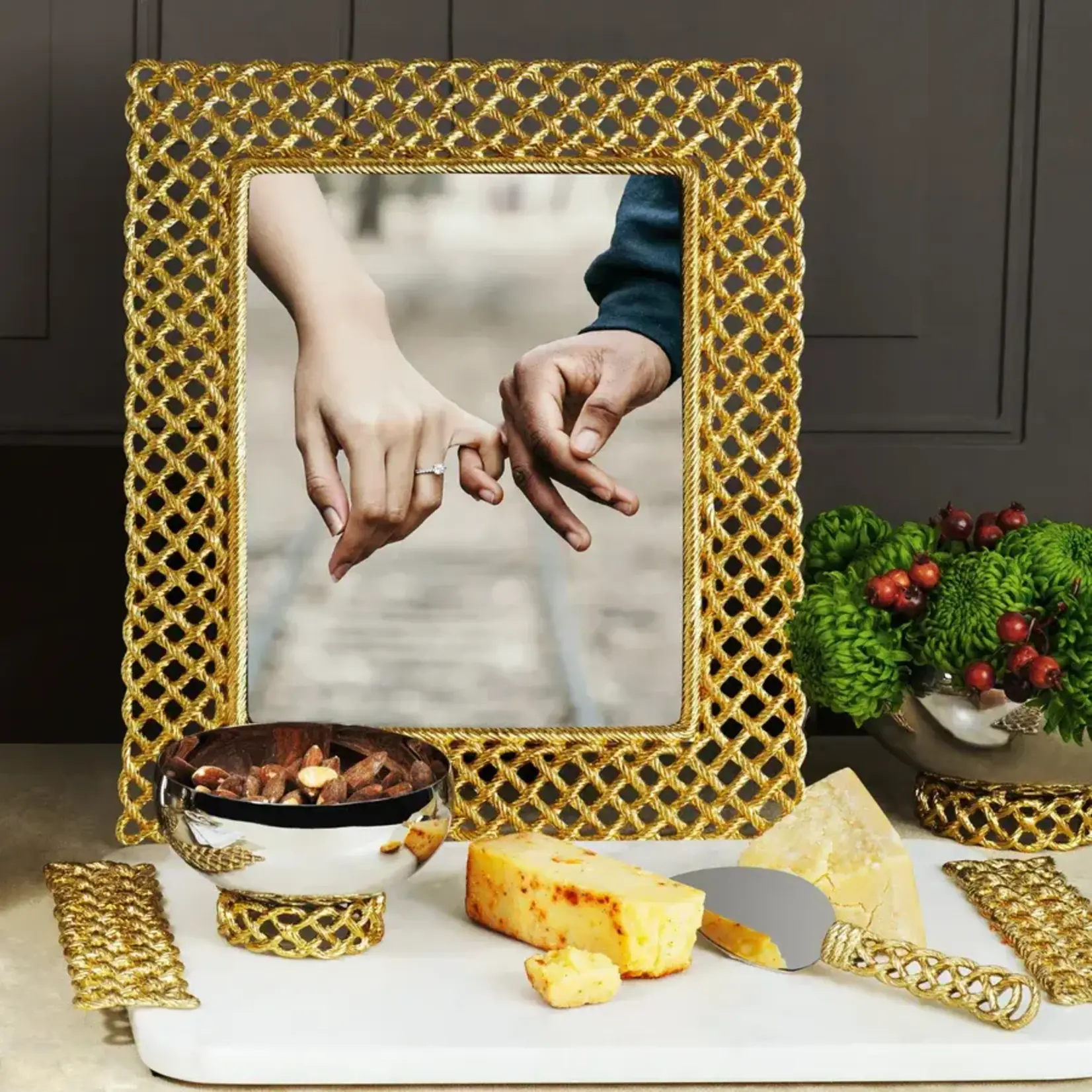Michael Aram Love Knot Gold Photo Frame 5x7