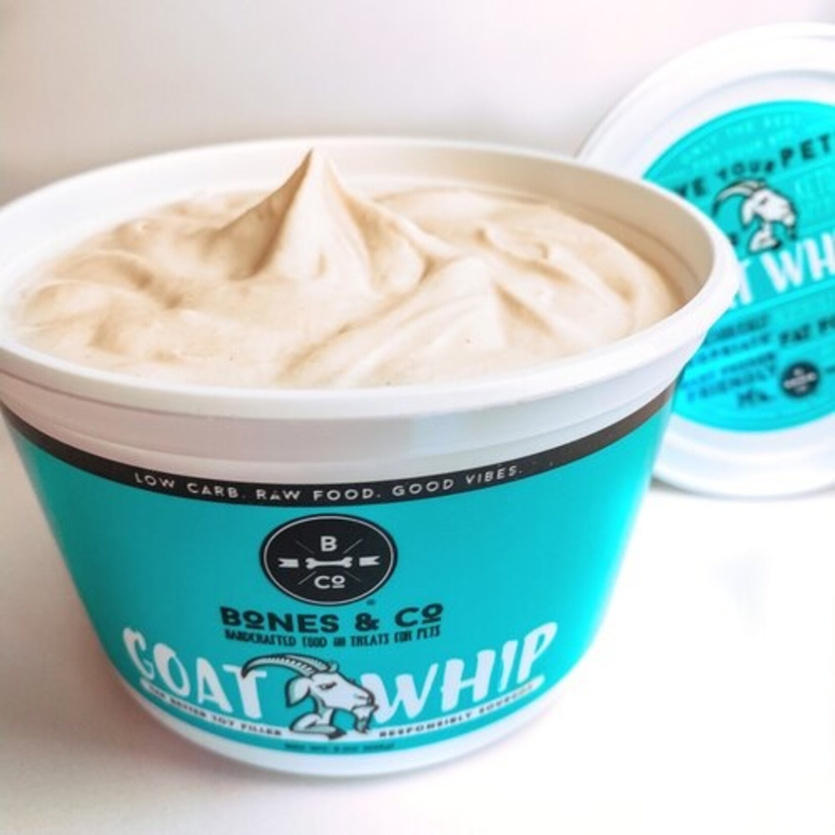 Bones and Co. Bones & Co. Frozen Goat Whip 8oz