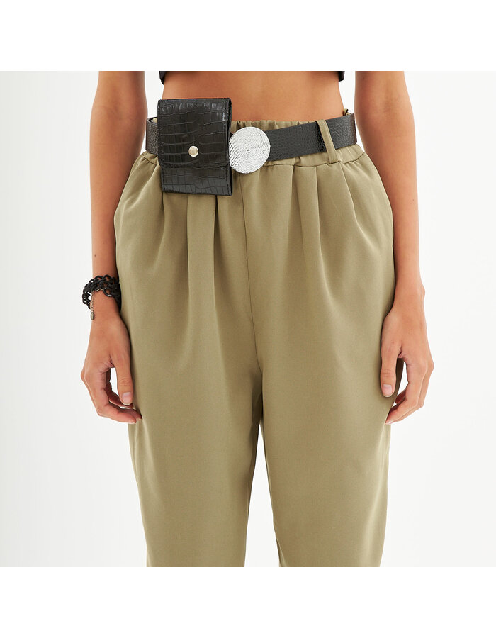 belted creppe pants