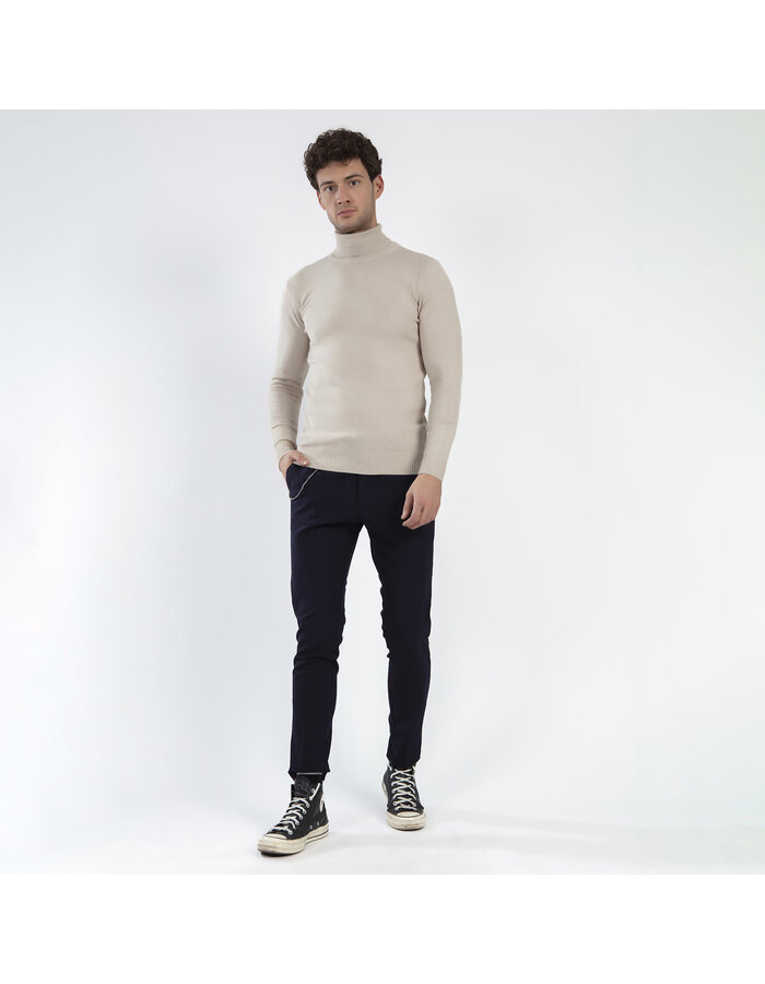 romeo turtleneck sweater