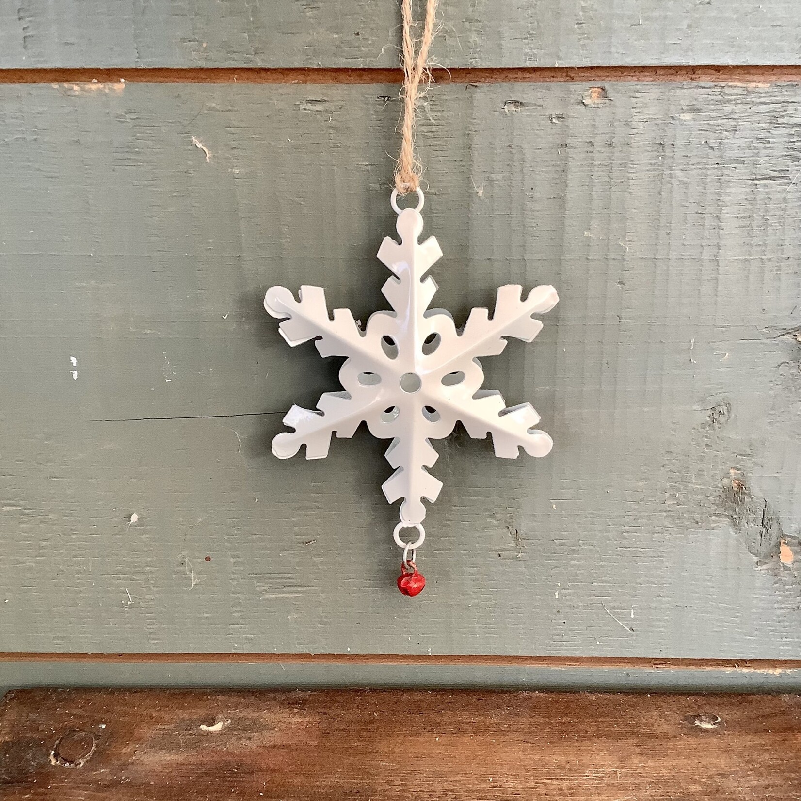 Snowflake Ornament w/Bell- 4.5"H