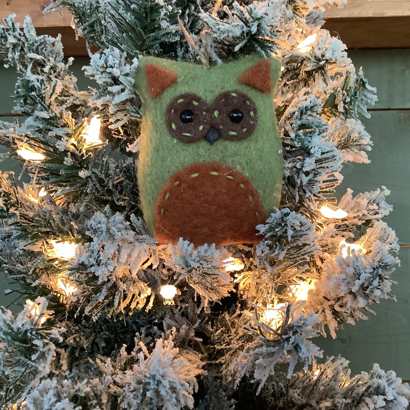 Fall Owl Ornament- 4"H