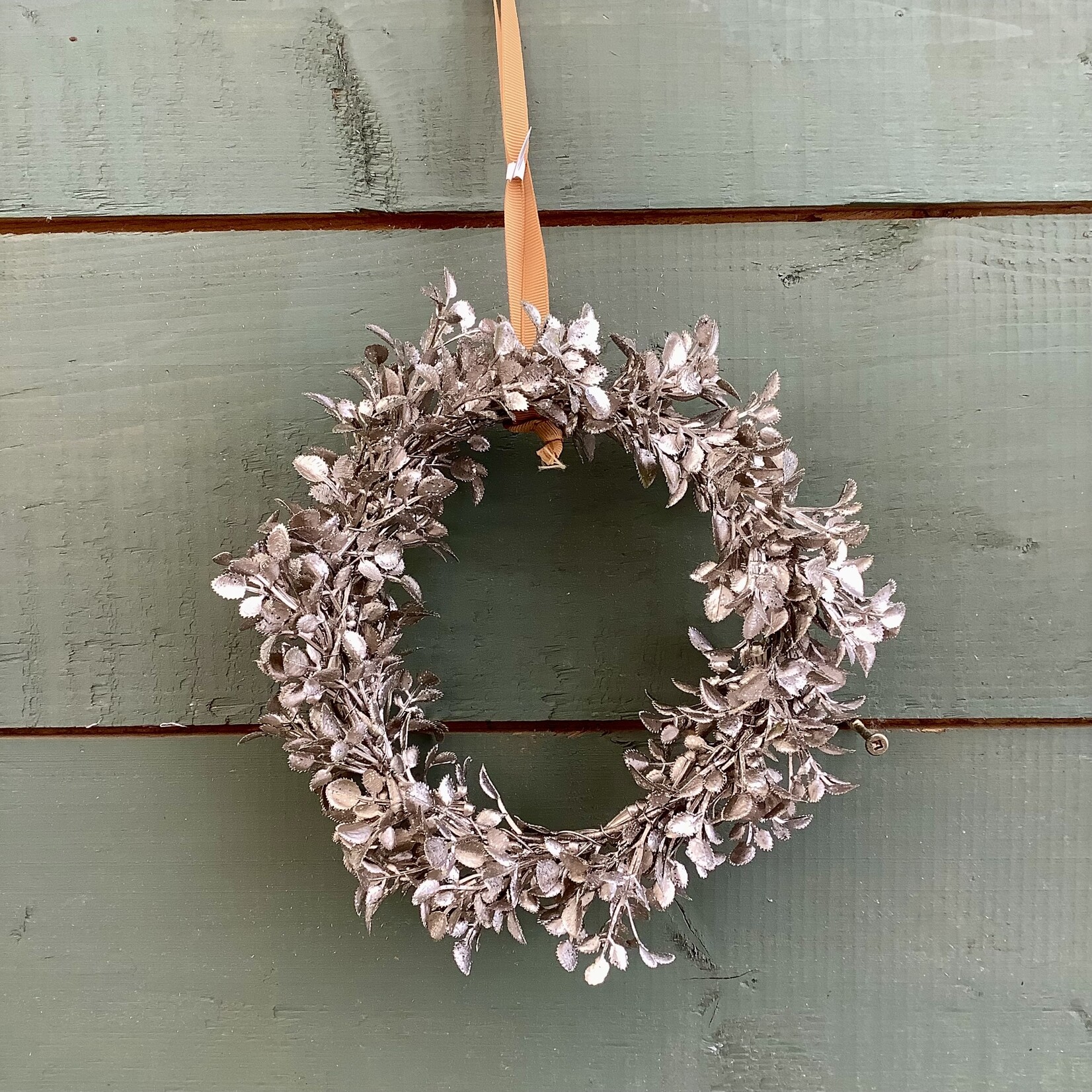 Holiday Floral Wreath, Silver