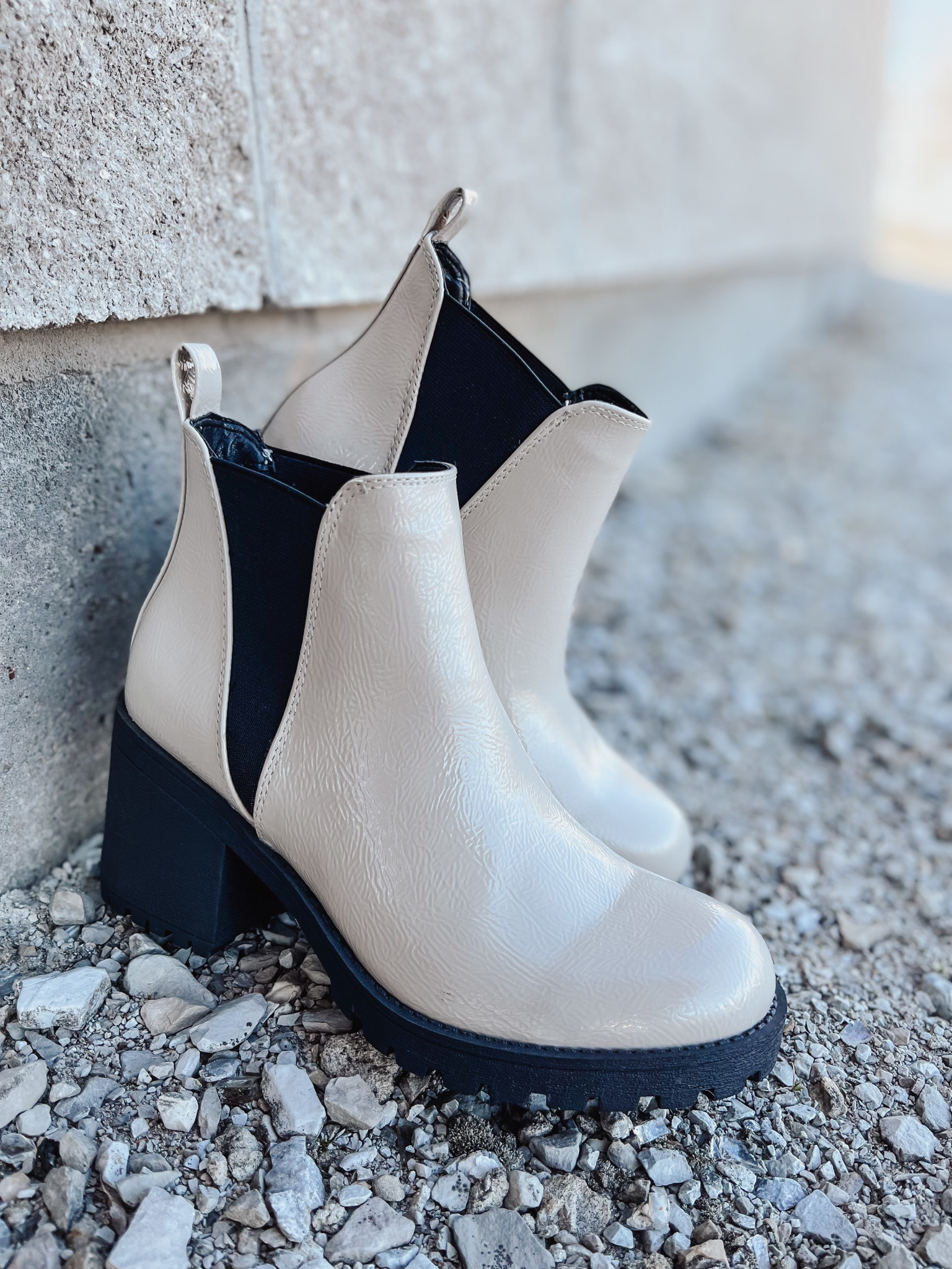 Chinese laundry lisbon boots hotsell