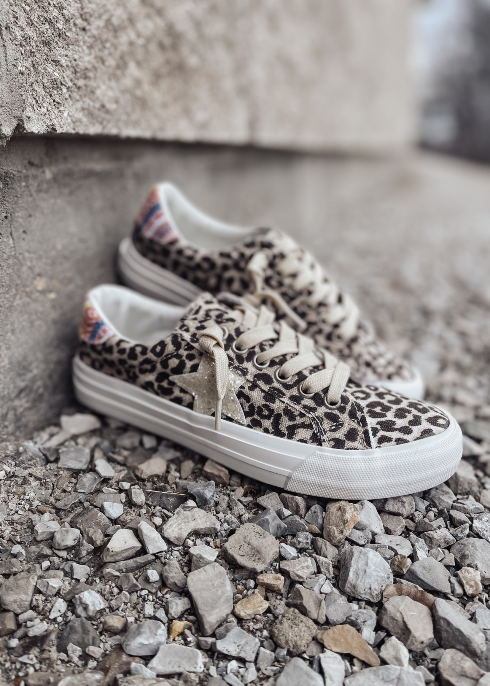 Very G Cosmic 2 Star Sneaker Taupe