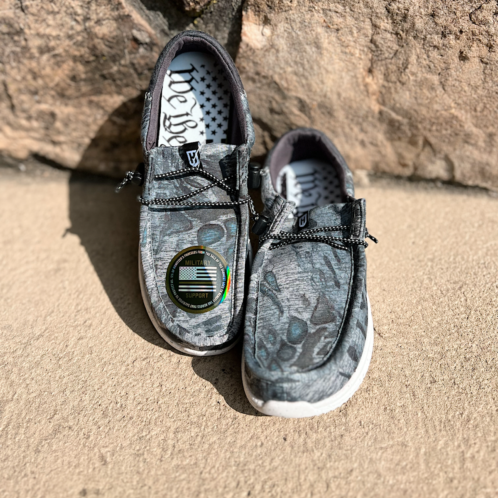 Howitzer Roam White CV4941