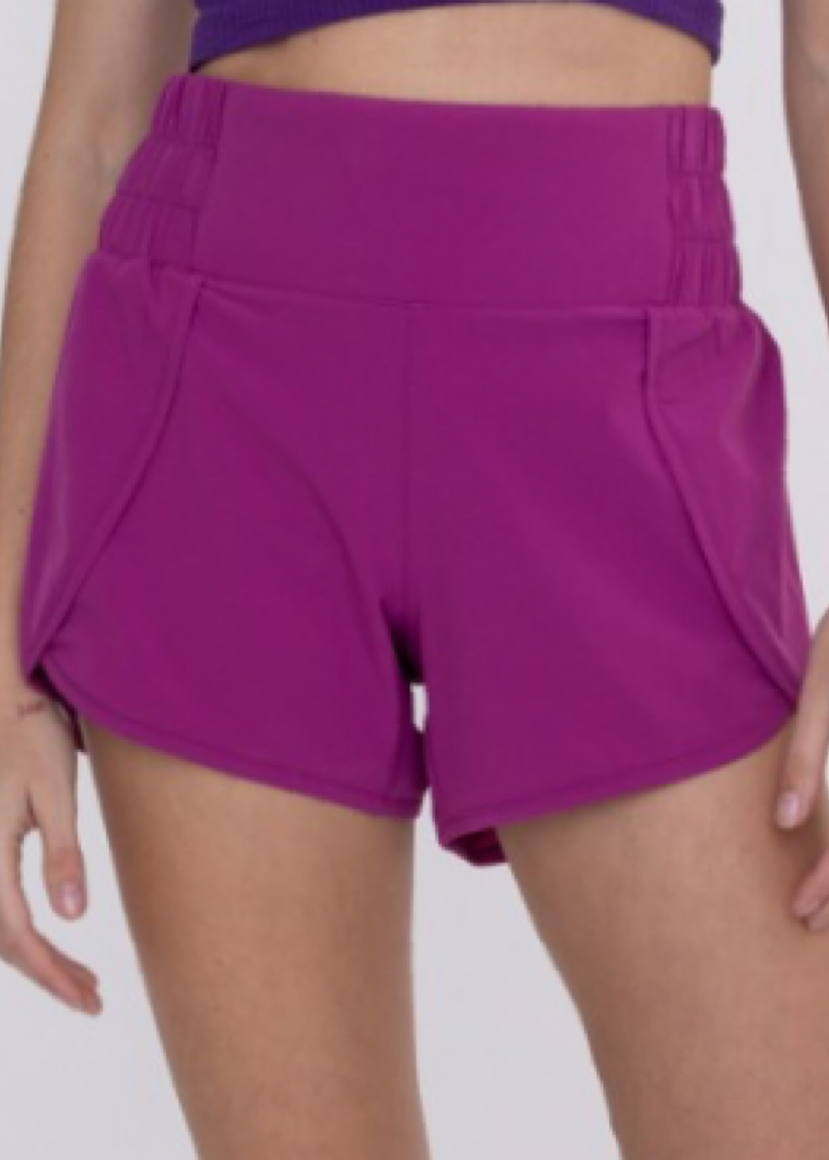 Lululemon Hotty Hot Shorts 4”, Women's Fashion, Bottoms, Shorts on Carousell