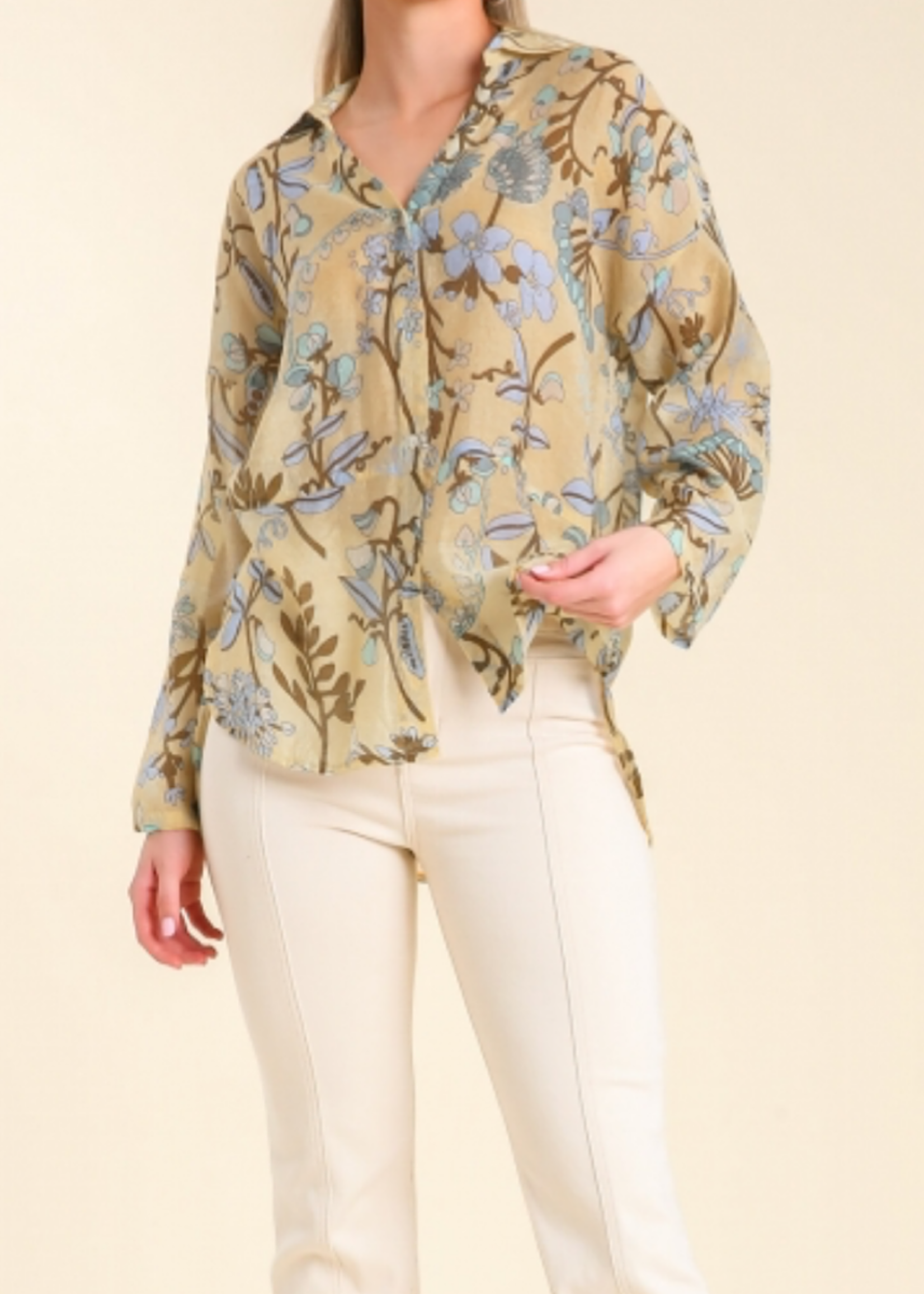 Vanilla Floral Print Collared Button Up Top
