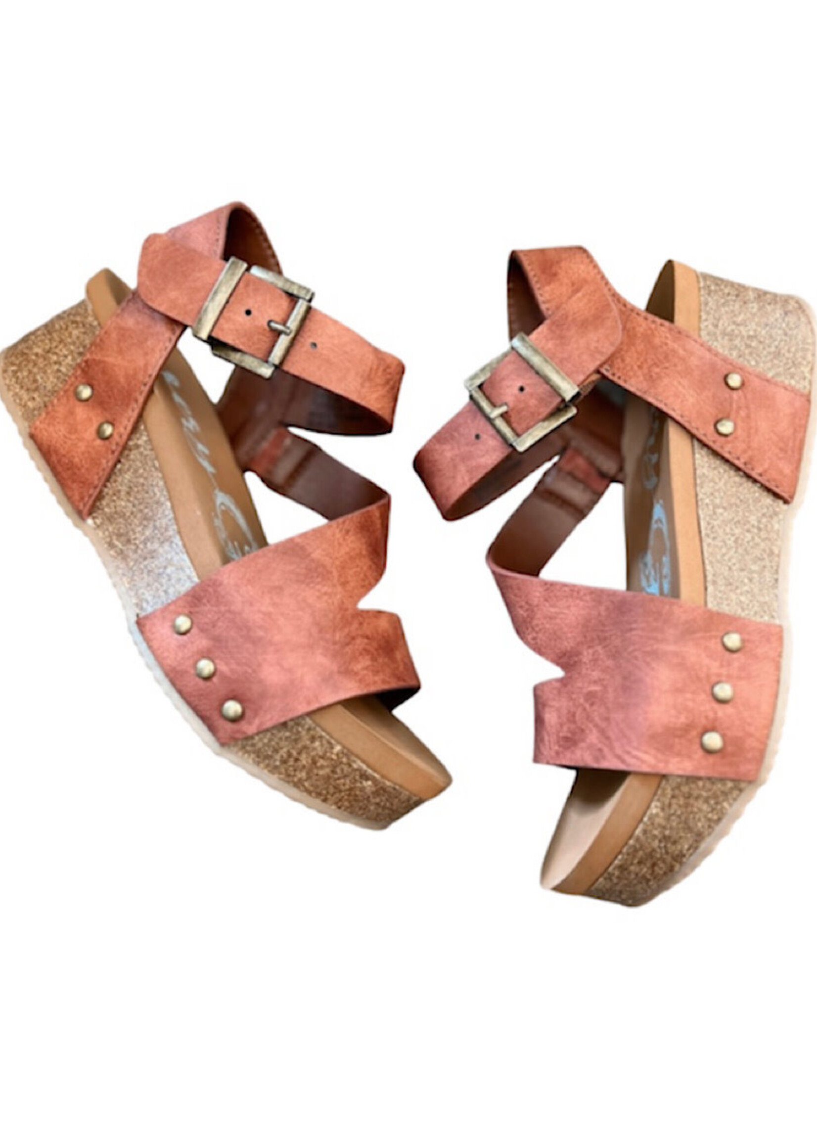 Very G Shayne Rust Wedge
