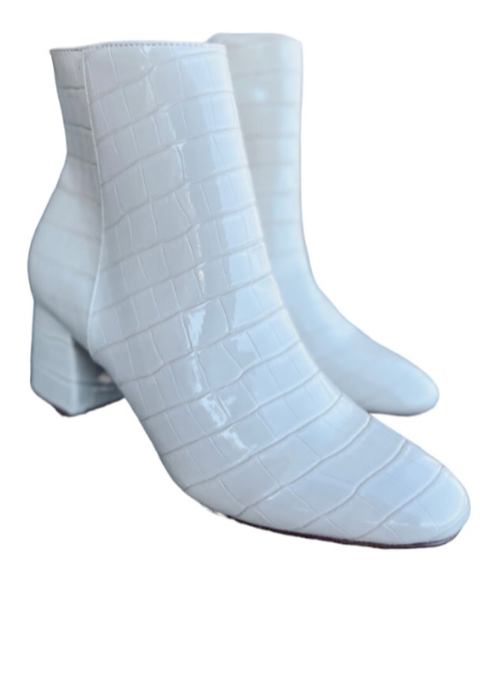 Chinese Laundry Davinna Glas Croc Cream Bootie