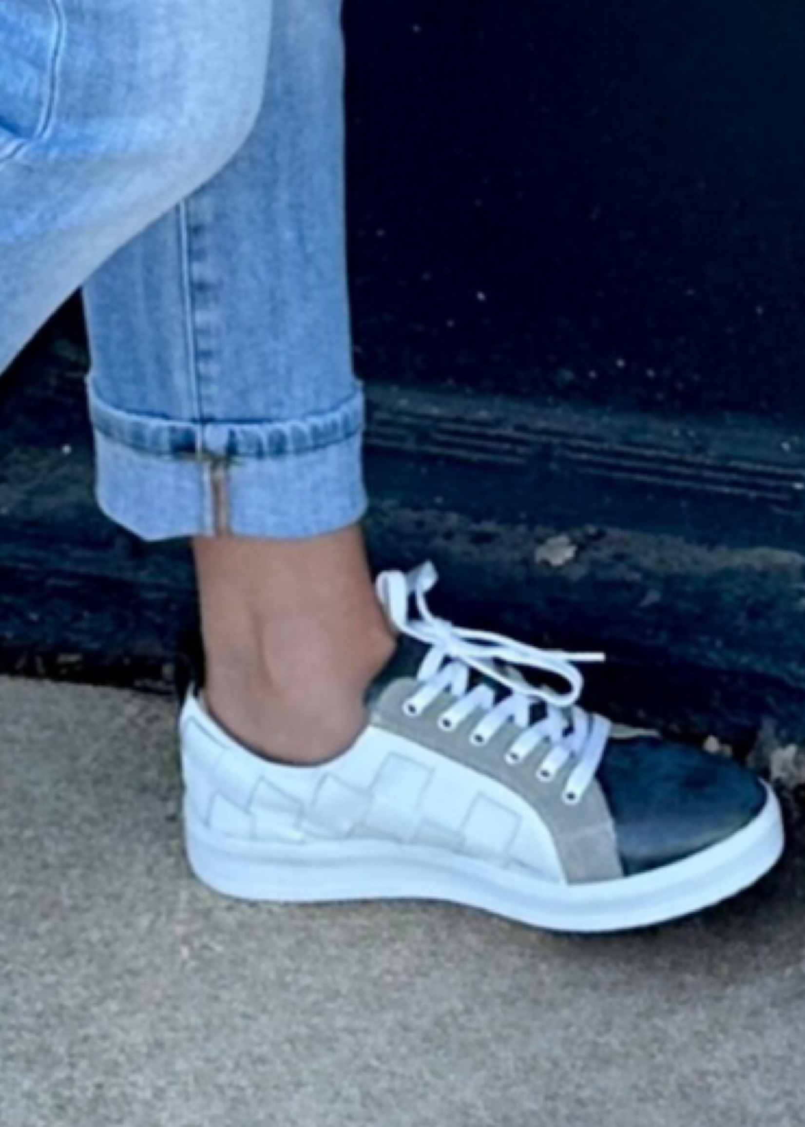 Yuli Ana Black and White Leather Sneaker